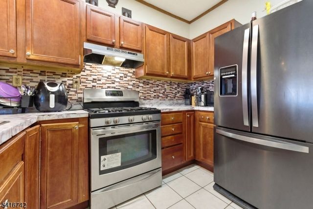 44 Prospect St, East Orange City, NJ 07017