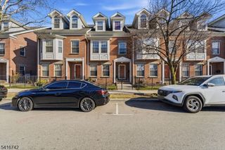 44 Prospect St, East Orange City, NJ 07017