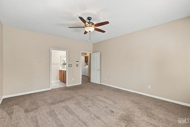 2401 Snowdrop Drive, Bakersfield, CA 93311
