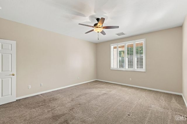2401 Snowdrop Drive, Bakersfield, CA 93311