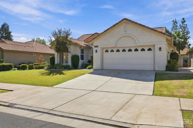 2401 Snowdrop Drive, Bakersfield, CA 93311