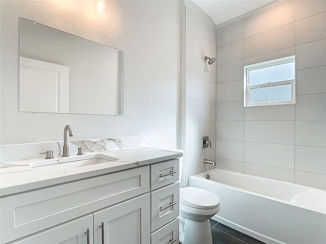 6231 ROWE STREET, Englewood, FL 34224