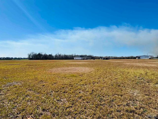 2360 Trudy Ln, Jay, FL 32565