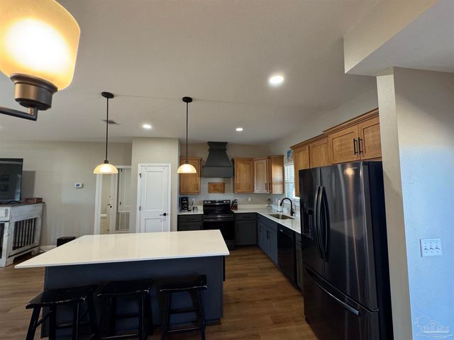 2360 Trudy Ln, Jay, FL 32565