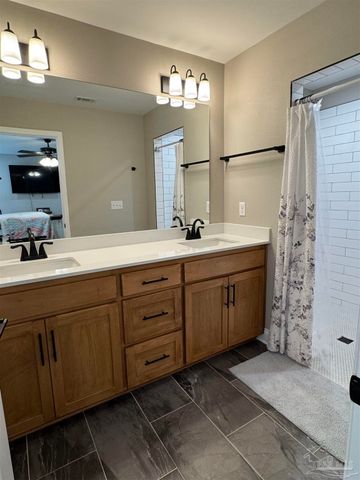 2360 Trudy Ln, Jay, FL 32565