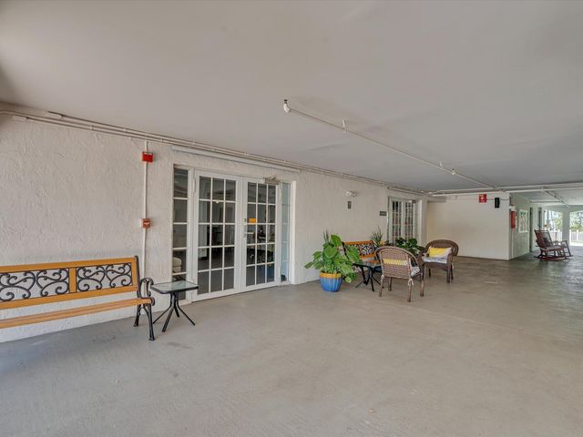 4025 N Federal 121C, Oakland Park, FL 33308