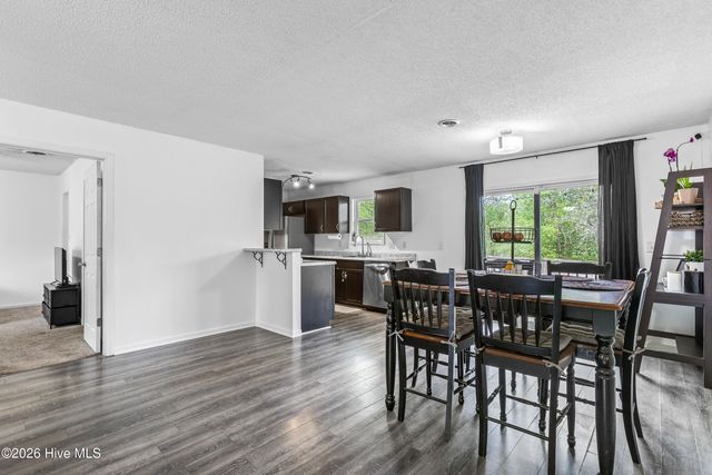 207 Winter Place, Jacksonville, NC 28540