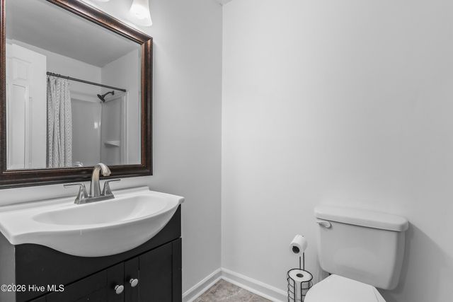 207 Winter Place, Jacksonville, NC 28540