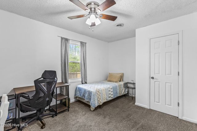 207 Winter Place, Jacksonville, NC 28540