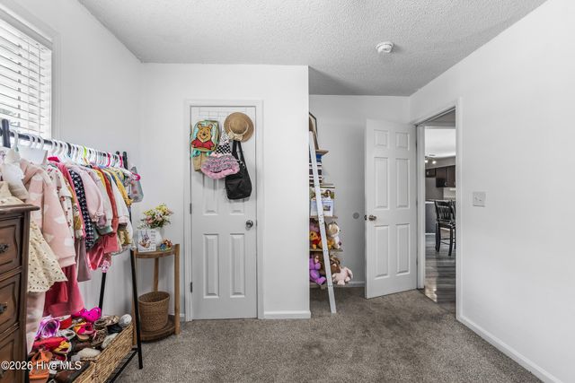 207 Winter Place, Jacksonville, NC 28540