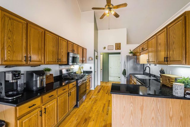 553 HIDDEN VALLEYS RD, Palmyra, VA 22963