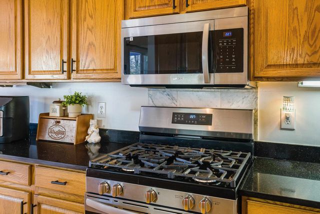 553 HIDDEN VALLEYS RD, Palmyra, VA 22963