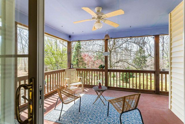 553 HIDDEN VALLEYS RD, Palmyra, VA 22963