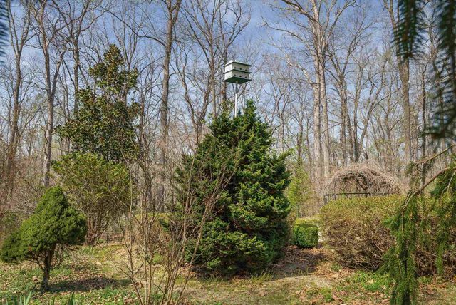 553 HIDDEN VALLEYS RD, Palmyra, VA 22963