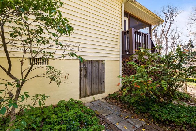 553 HIDDEN VALLEYS RD, Palmyra, VA 22963