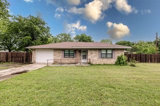 204 E 2nd Street, Quinlan, TX 75474