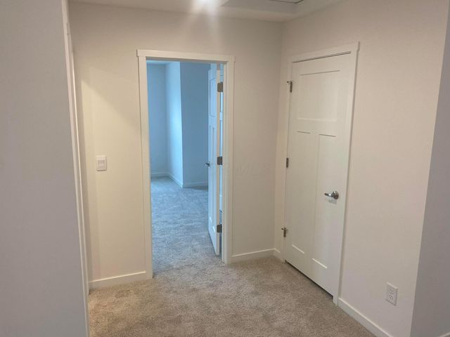 1451 Begonia Drive S, Grove City, OH 43123