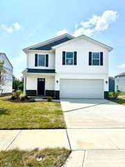 1451 Begonia Drive S, Grove City, OH 43123