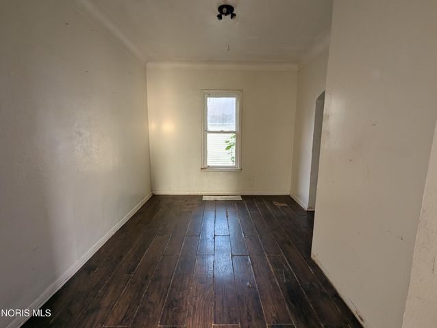 21 Banks Street, Toledo, OH 43609