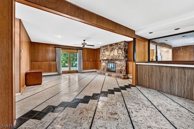 105 VICTORIA DRIVE, Clark Twp., NJ 07066