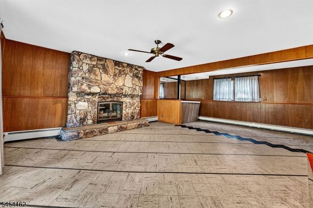 105 VICTORIA DRIVE, Clark Twp., NJ 07066