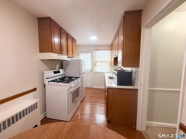 23 Revere Drive 3, Stamford, CT 06902