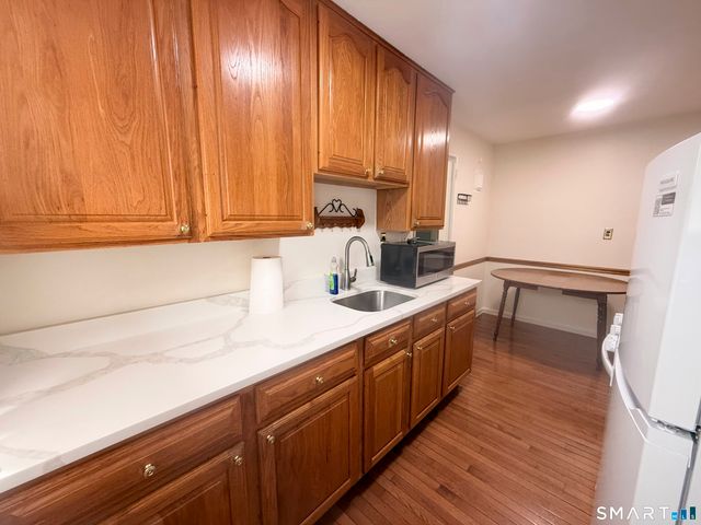 23 Revere Drive 3, Stamford, CT 06902