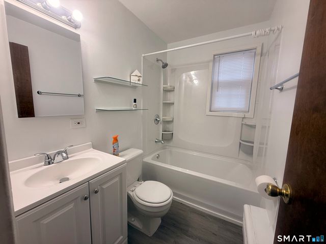 23 Revere Drive 3, Stamford, CT 06902