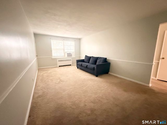 23 Revere Drive 3, Stamford, CT 06902