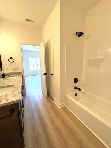 342 Underhill Rd, Mcminnville, TN 37110