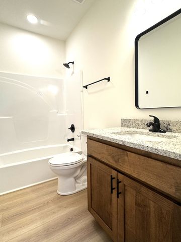 342 Underhill Rd, Mcminnville, TN 37110