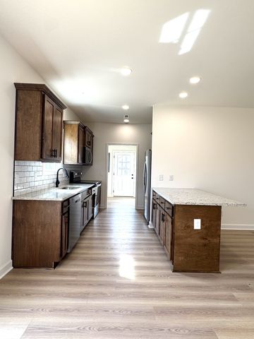 342 Underhill Rd, Mcminnville, TN 37110