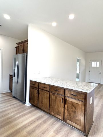 342 Underhill Rd, Mcminnville, TN 37110