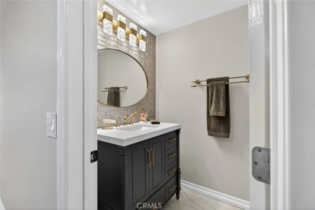 16751 Londelius, Northridge, CA 91343