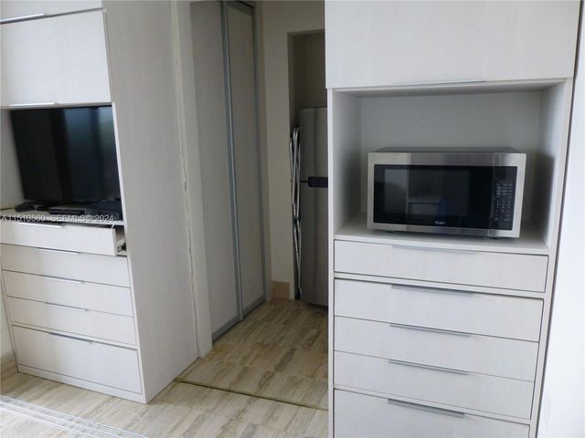 15901 Collins Avenue 2801, Sunny Isles Beach, FL 33160