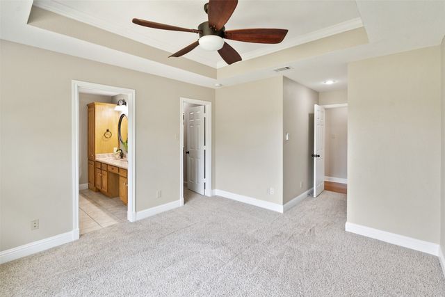 125 Meadow Heath Drive, Gun Barrel City, TX 75156