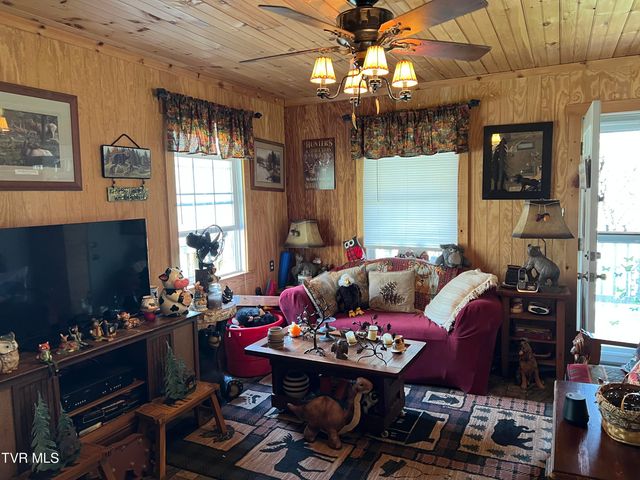 14251 Nickelsville Hwy Highway, Nickelsville, VA 24271