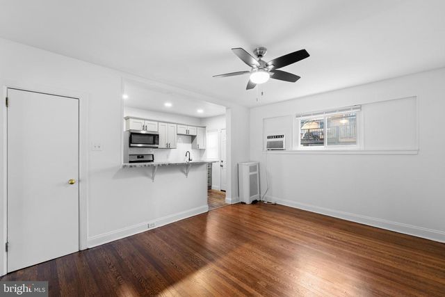 6461 MORRIS PARK RD, Philadelphia, PA 19151