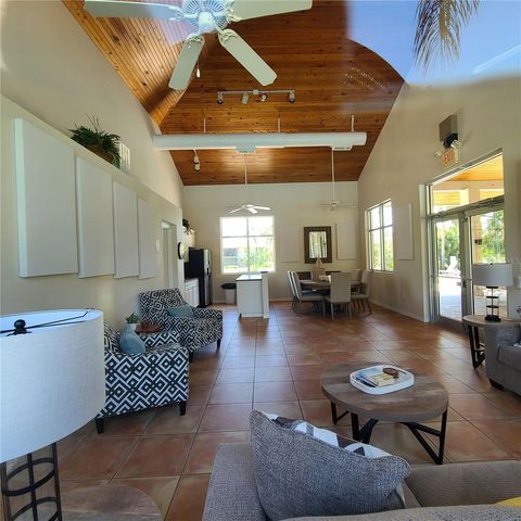 924 LA COSTA CIRCLE 4, Sarasota, FL 34237