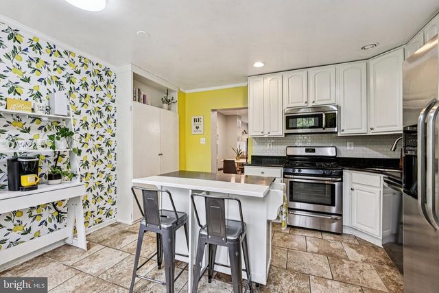 433 MOUNT VERNON AVE, Alexandria, VA 22301