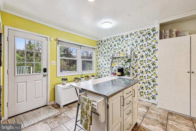 433 MOUNT VERNON AVE, Alexandria, VA 22301