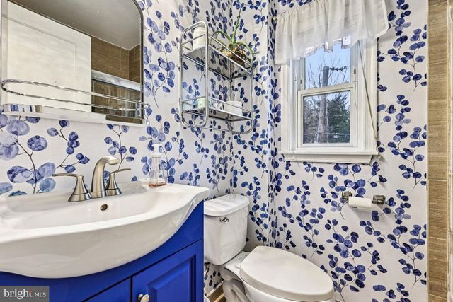 433 MOUNT VERNON AVE, Alexandria, VA 22301