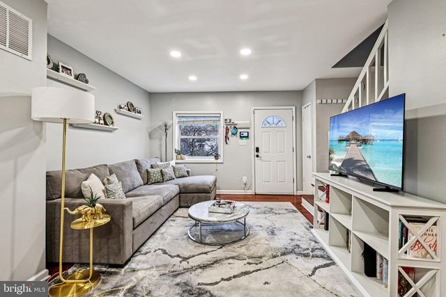 433 MOUNT VERNON AVE, Alexandria, VA 22301