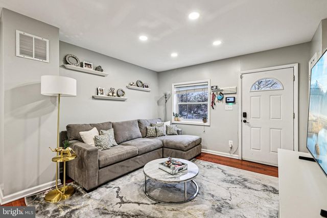 433 MOUNT VERNON AVE, Alexandria, VA 22301