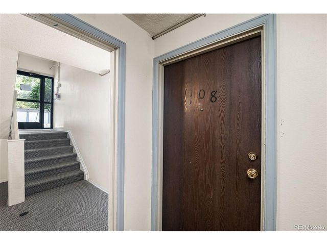 140 E Highline Cir 108, Centennial, CO 80122