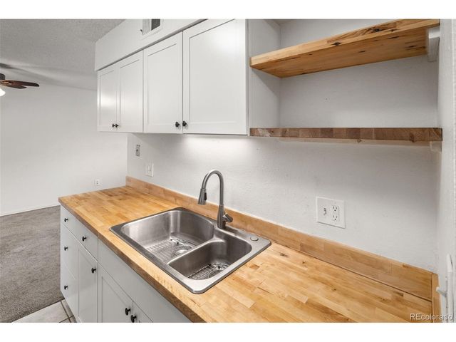 140 E Highline Cir 108, Centennial, CO 80122