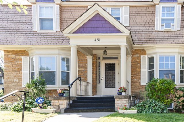451 Lynnhurst Avenue E, Saint Paul, MN 55104