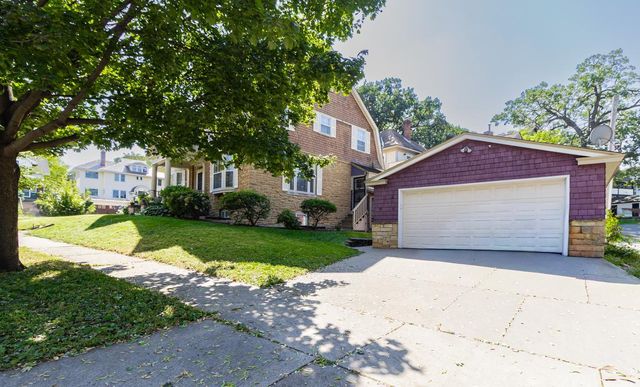 451 Lynnhurst Avenue E, Saint Paul, MN 55104