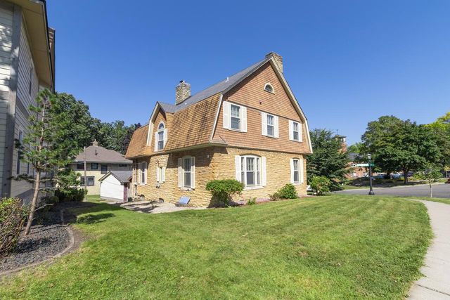 451 Lynnhurst Avenue E, Saint Paul, MN 55104