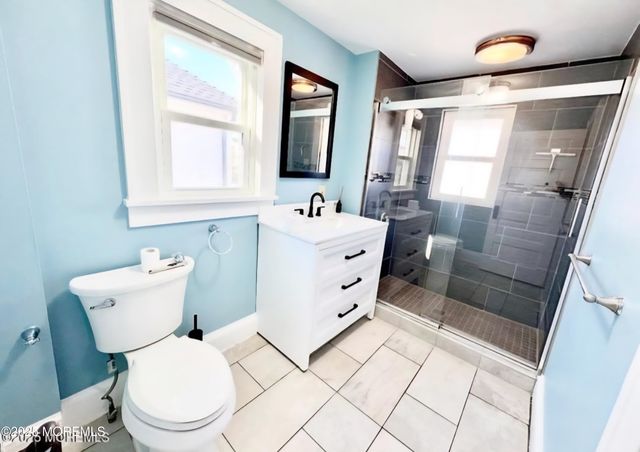 208 E Bergen Place, Red Bank, NJ 07701